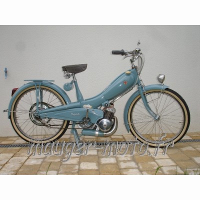 Motobécane AV17 de 1958 réplique