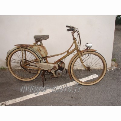 Motobécane AV32
