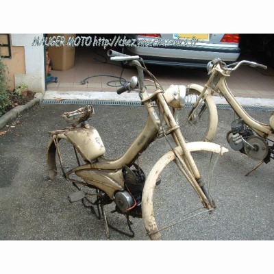 Motobécane Av44 avant