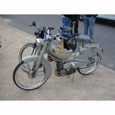 Motobécane AV76